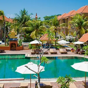 Field And Restaurant Otel